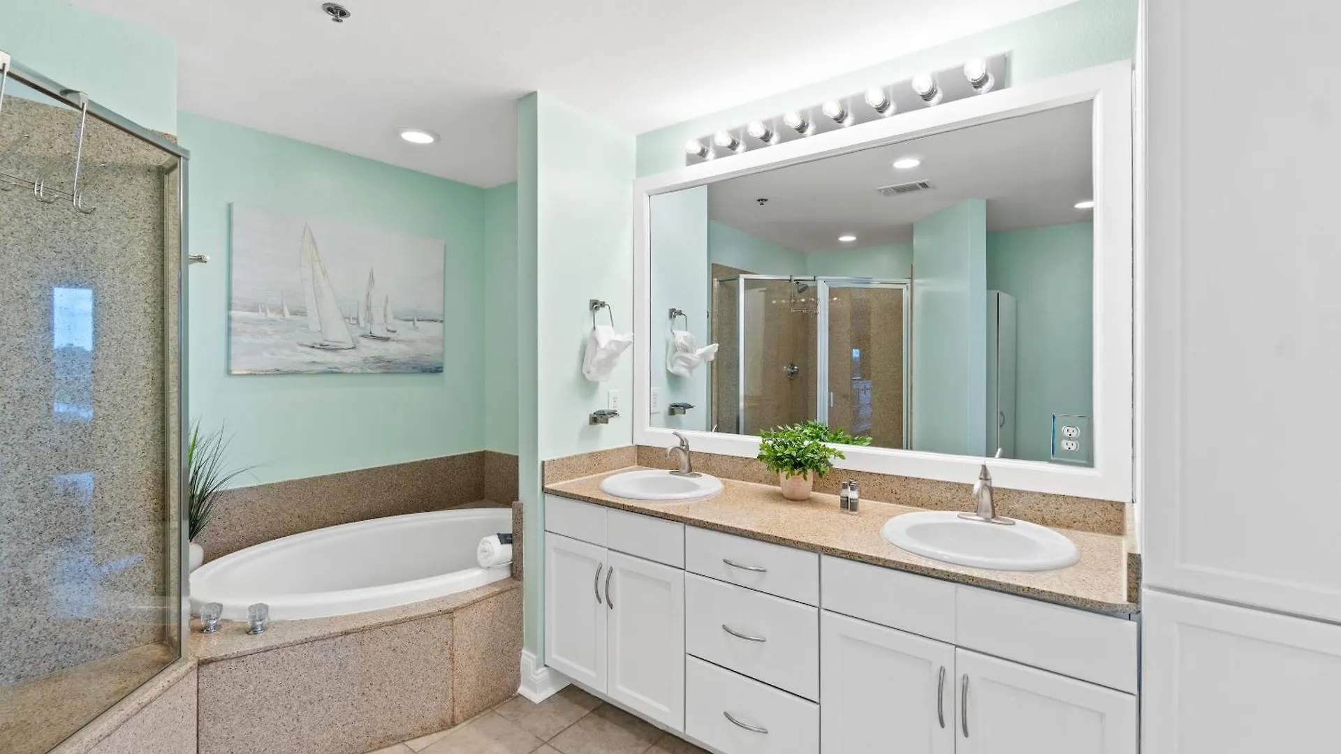 Apartment Laketown Wharf Resort By Panhandle Getaways Panama City Beach
