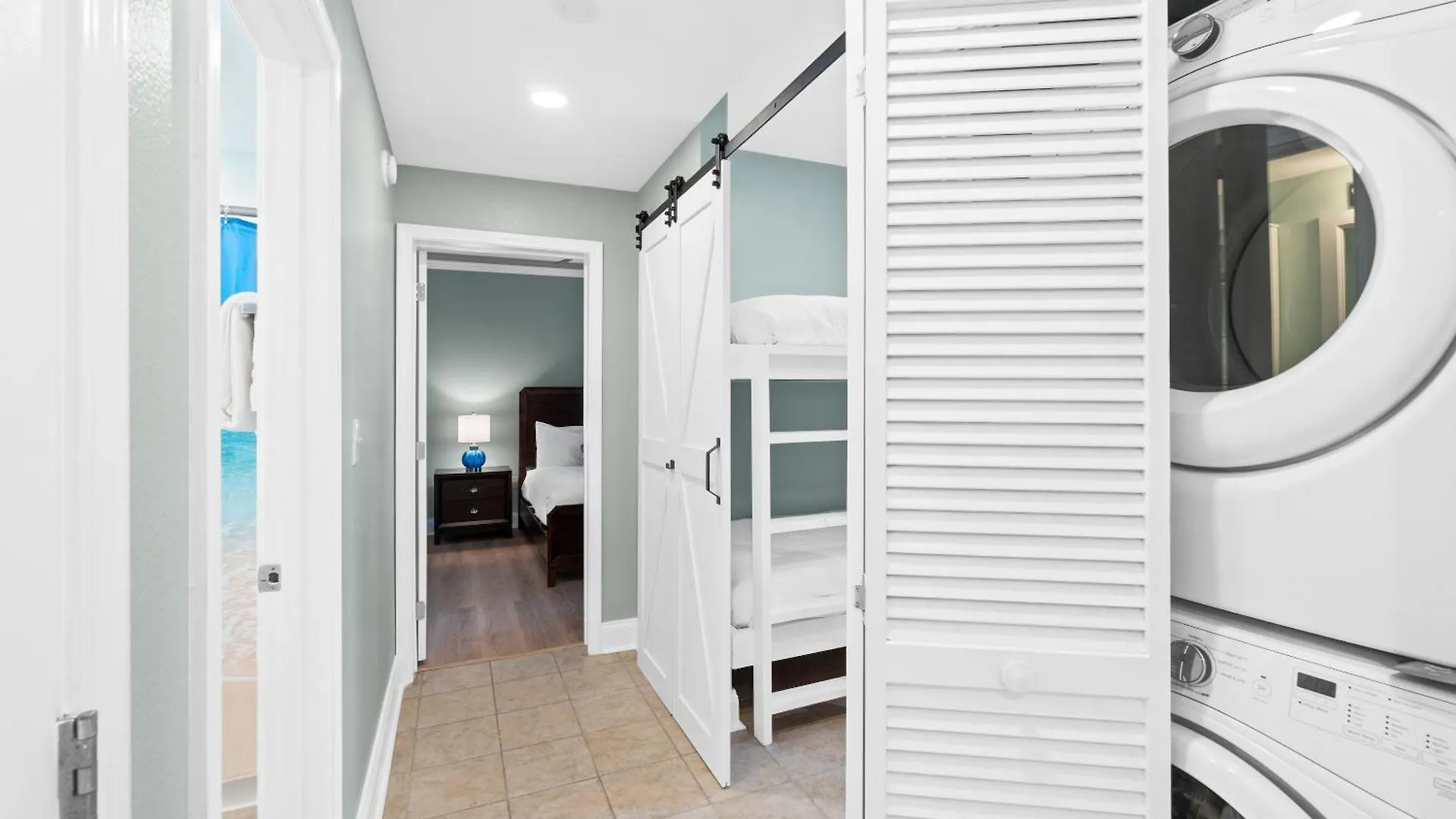 Laketown Wharf Resort By Panhandle Getaways Panama City Beach Apartment