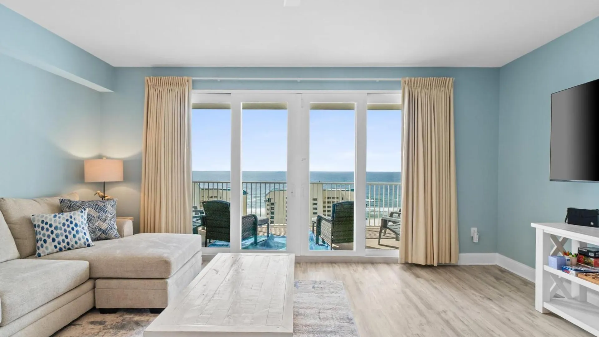 Laketown Wharf Resort By Panhandle Getaways Panama City Beach Apartment