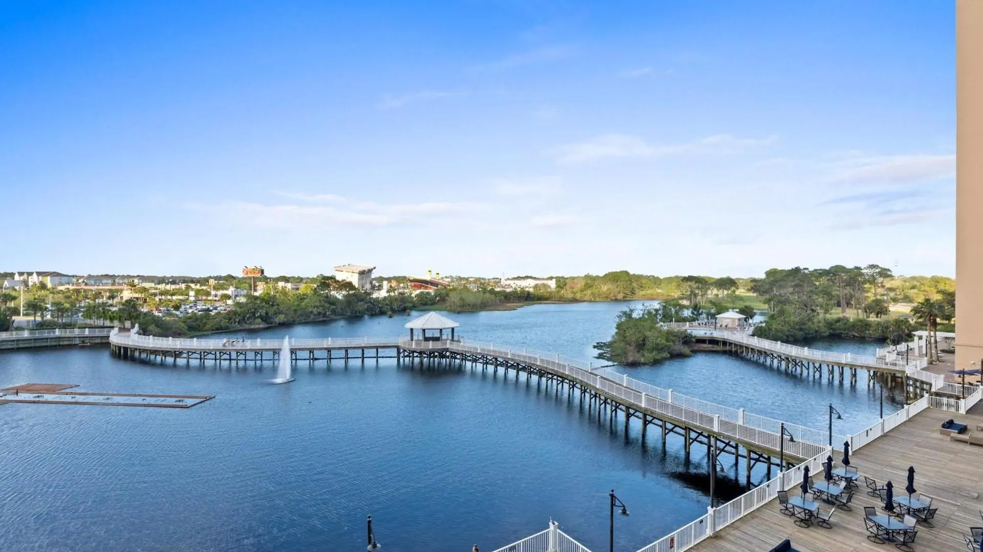 Apartment Laketown Wharf Resort By Panhandle Getaways Panama City Beach United States