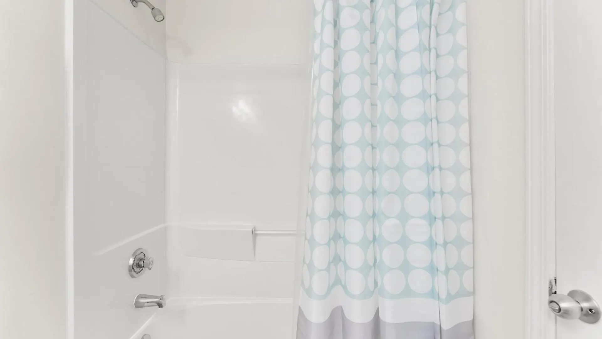 Apartment Laketown Wharf Resort By Panhandle Getaways Panama City Beach United States