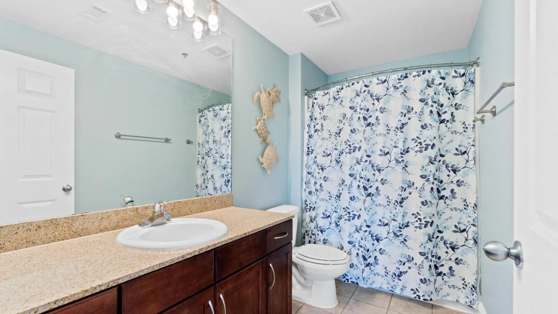 Laketown Wharf Resort By Panhandle Getaways Panama City Beach Apartment